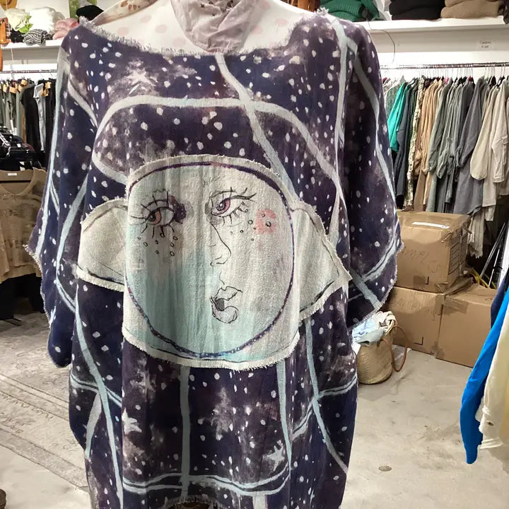 Talking to the Moon Hi-Lo Tunic