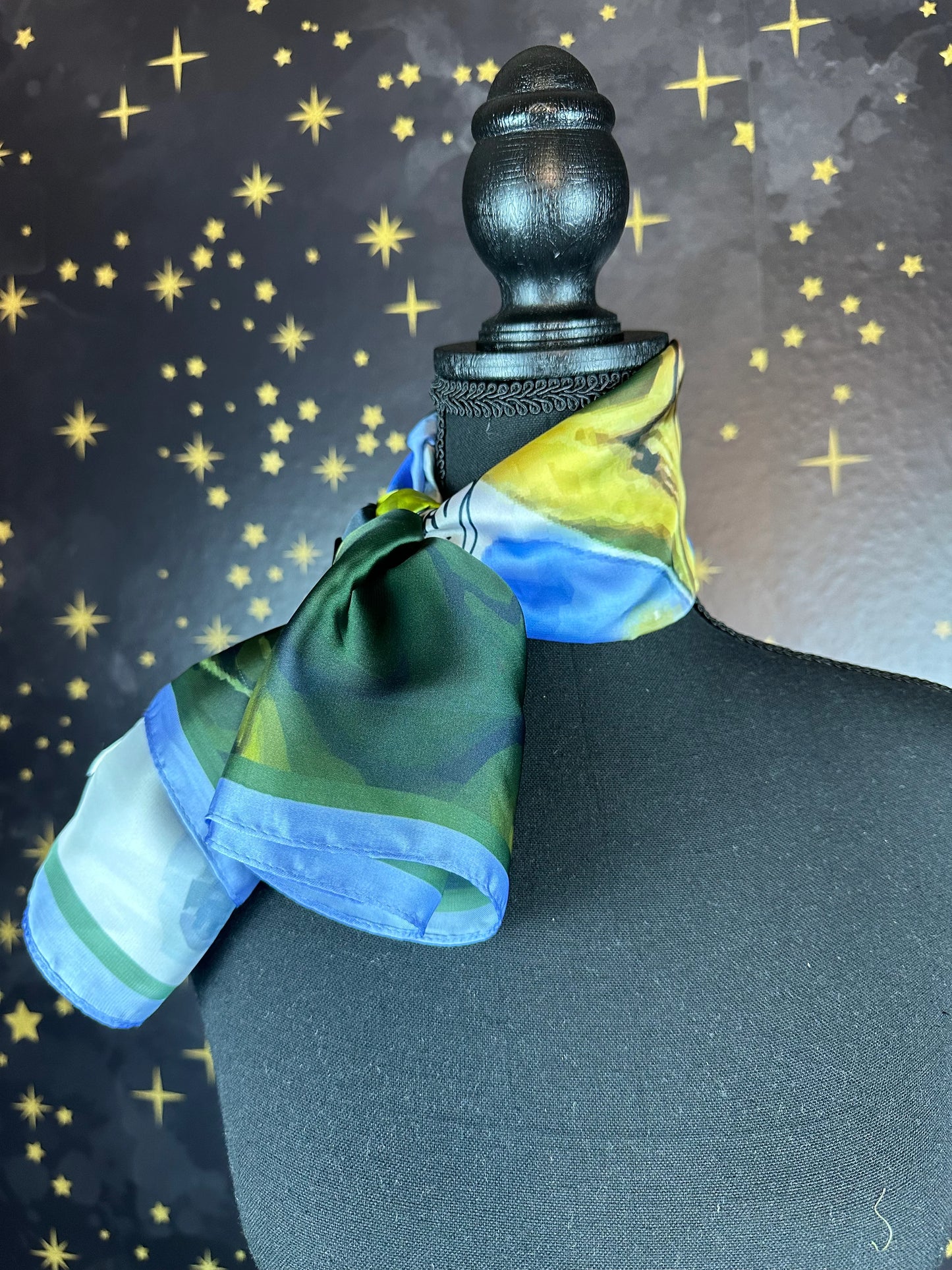 Shades of Blue Wild Rag