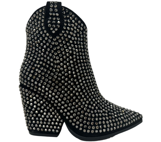 Swagger Boots in boho eclectic style