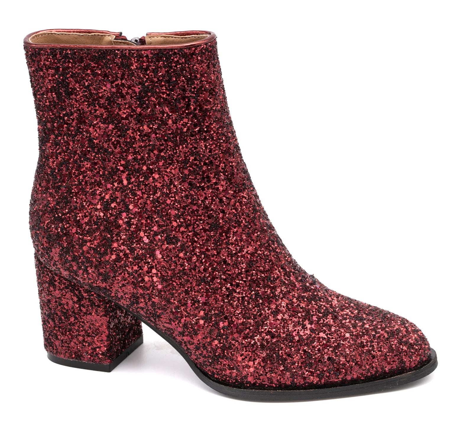 Razzle Dazzle Boots Burgundy in boho eclectic style