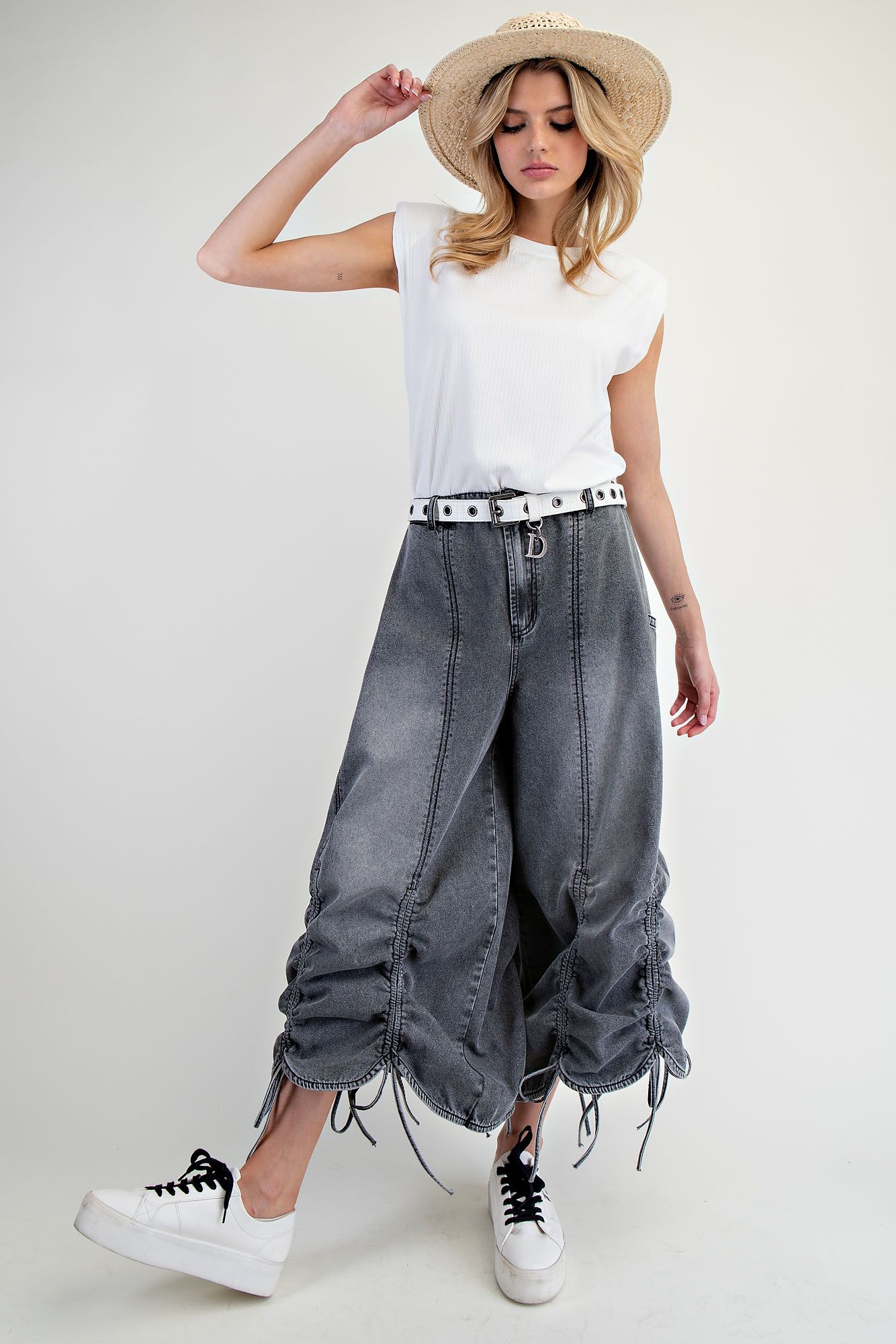 In a Cinch Pants by Easel