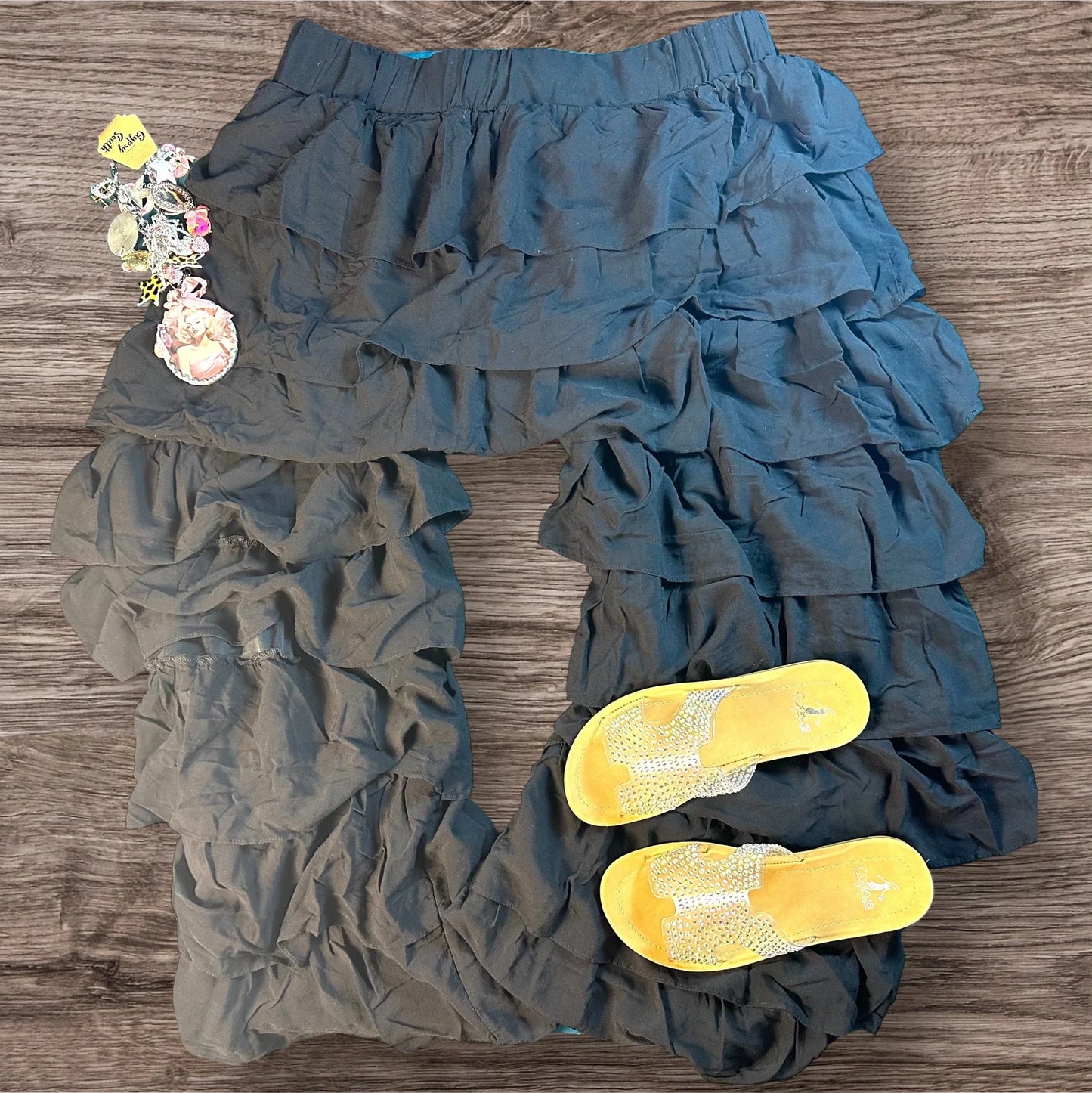 Black Ruffle Pant in boho eclectic style